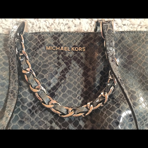 Michael Kors Large Harper Denim Python Blue Tote - Picture 5 of 6